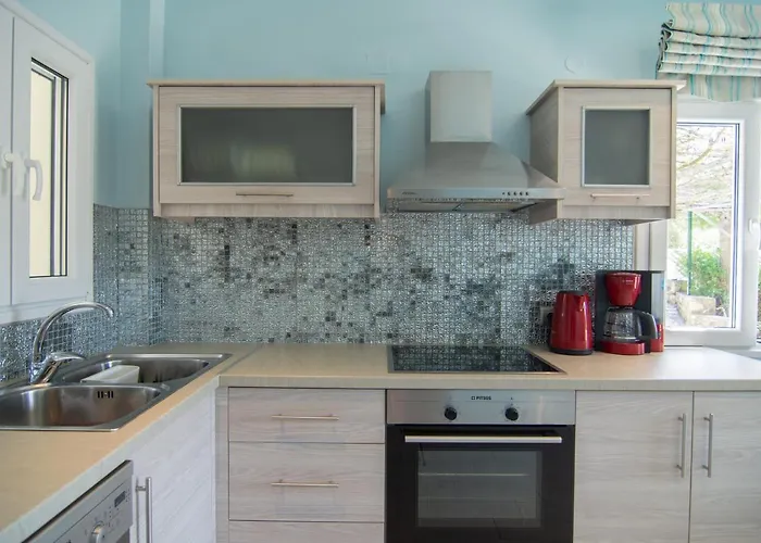 Theodora View Klio * Agios Georgios Pagon