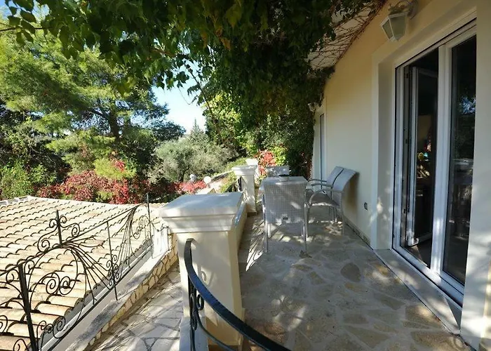 Theodora View Klio Apartment *