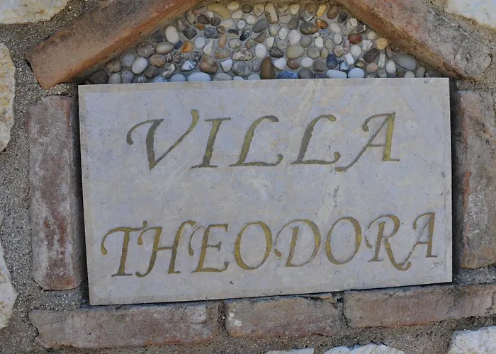 Theodora View Klio *