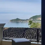 Theodora View Klio